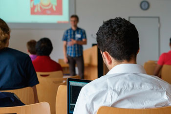 Student in Vorlesung