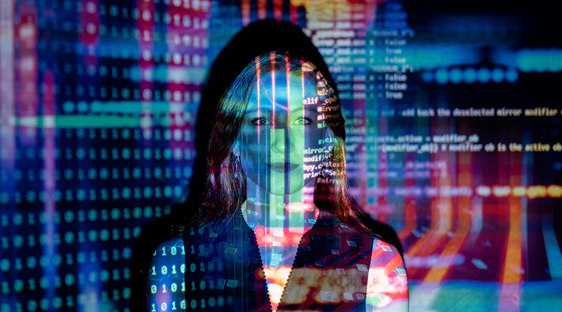 Eine Frau , die mit den Algorithmen einer Maschine verschmilzt