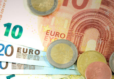 Euroscheine und -münzen